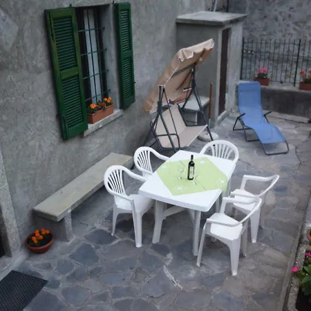 Casa Angela * Perledo